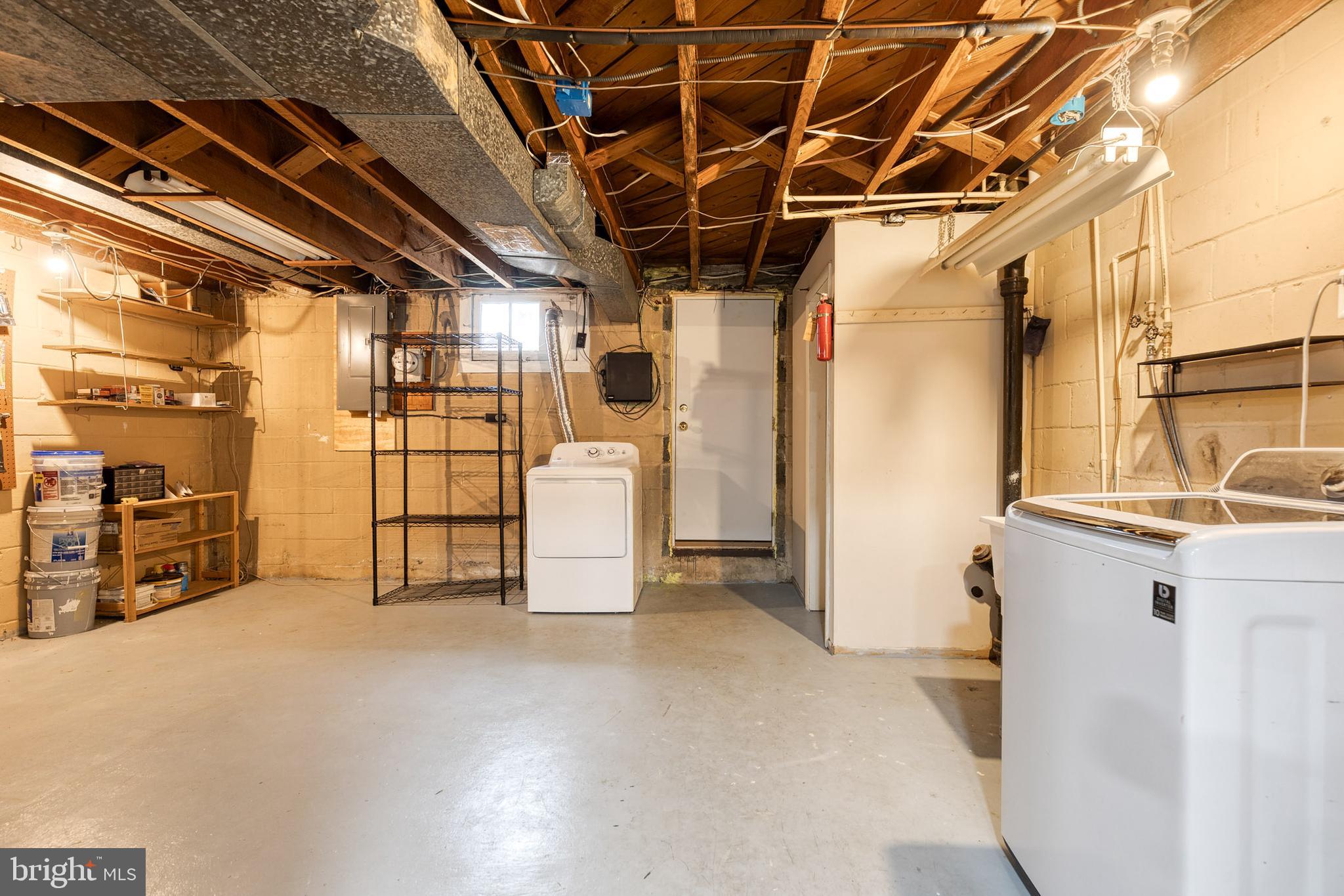 31 Regester Avenue Baltimore, MD 21212 - Photo 27 of 38