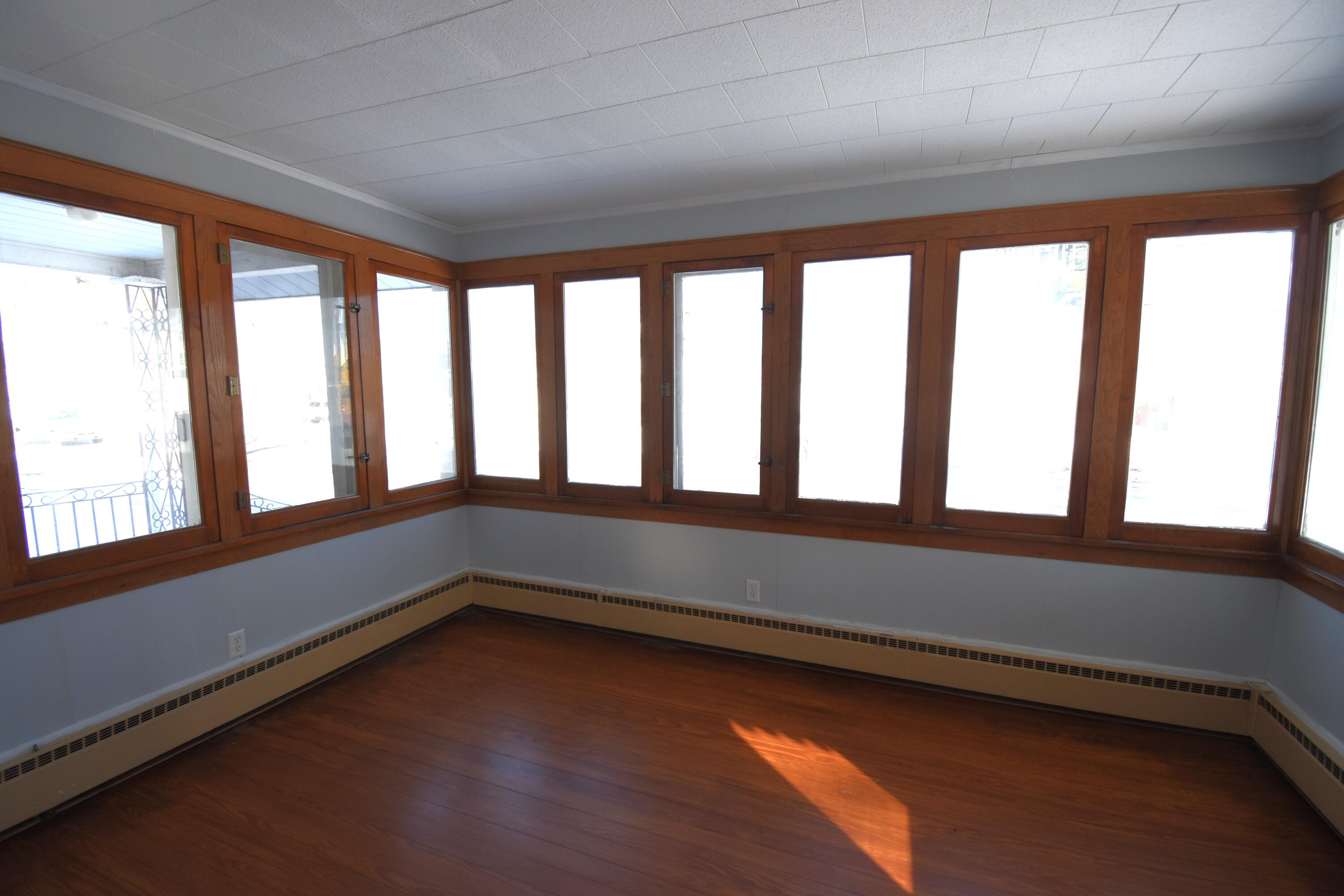 326 South Cullen Street Rensselaer, IN 47978 - Photo 18 of 47 3000x2000