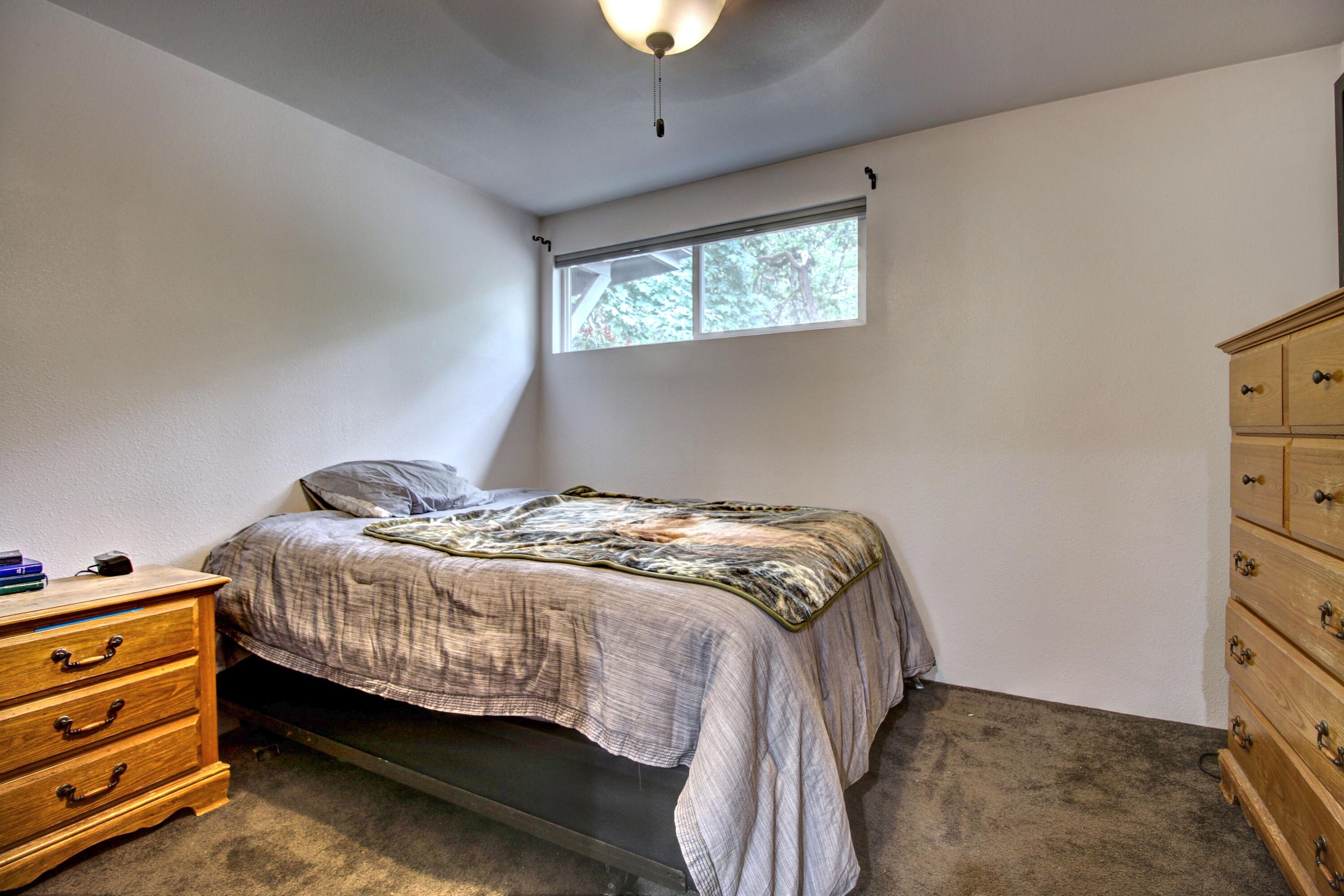 3479 Kane Creek Road Central Point, OR 97502 - Photo 20 of 37 26