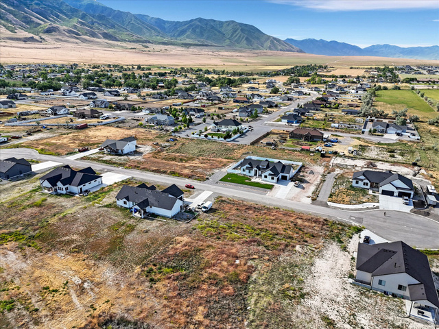 1451 East Corey's Way Tooele, UT 84074 - Photo 6 of 12