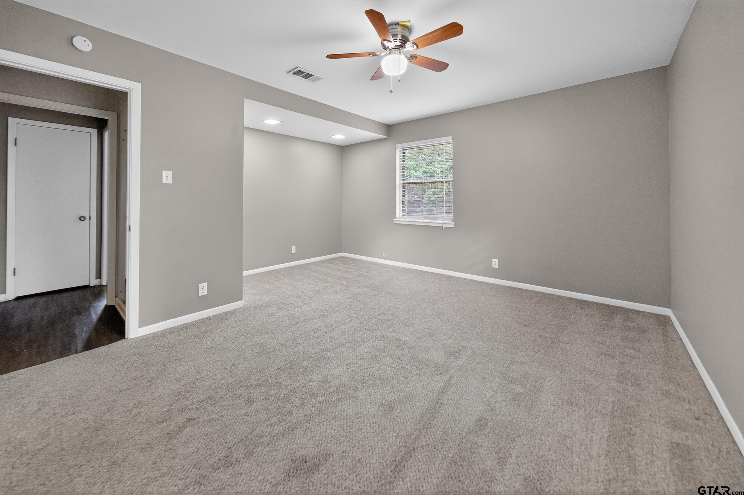 901 Rhodes Drive Tyler, TX 75701 - Photo 19 of 35