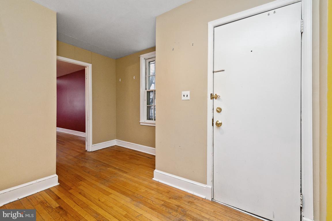 918 North Calvert Street, Unit D Baltimore, MD 21202 - Photo 10 of 35 Entry door
