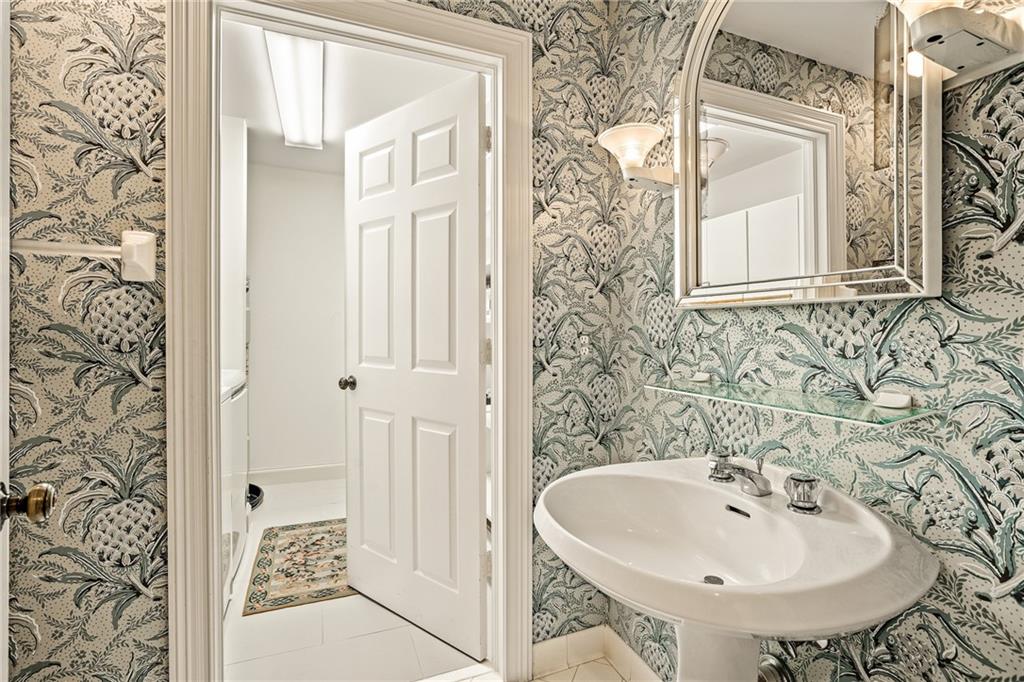 1901 Bay Road, Unit 301 Vero Beach, FL 32963 - Photo 22 of 36 Gallery Image 22
