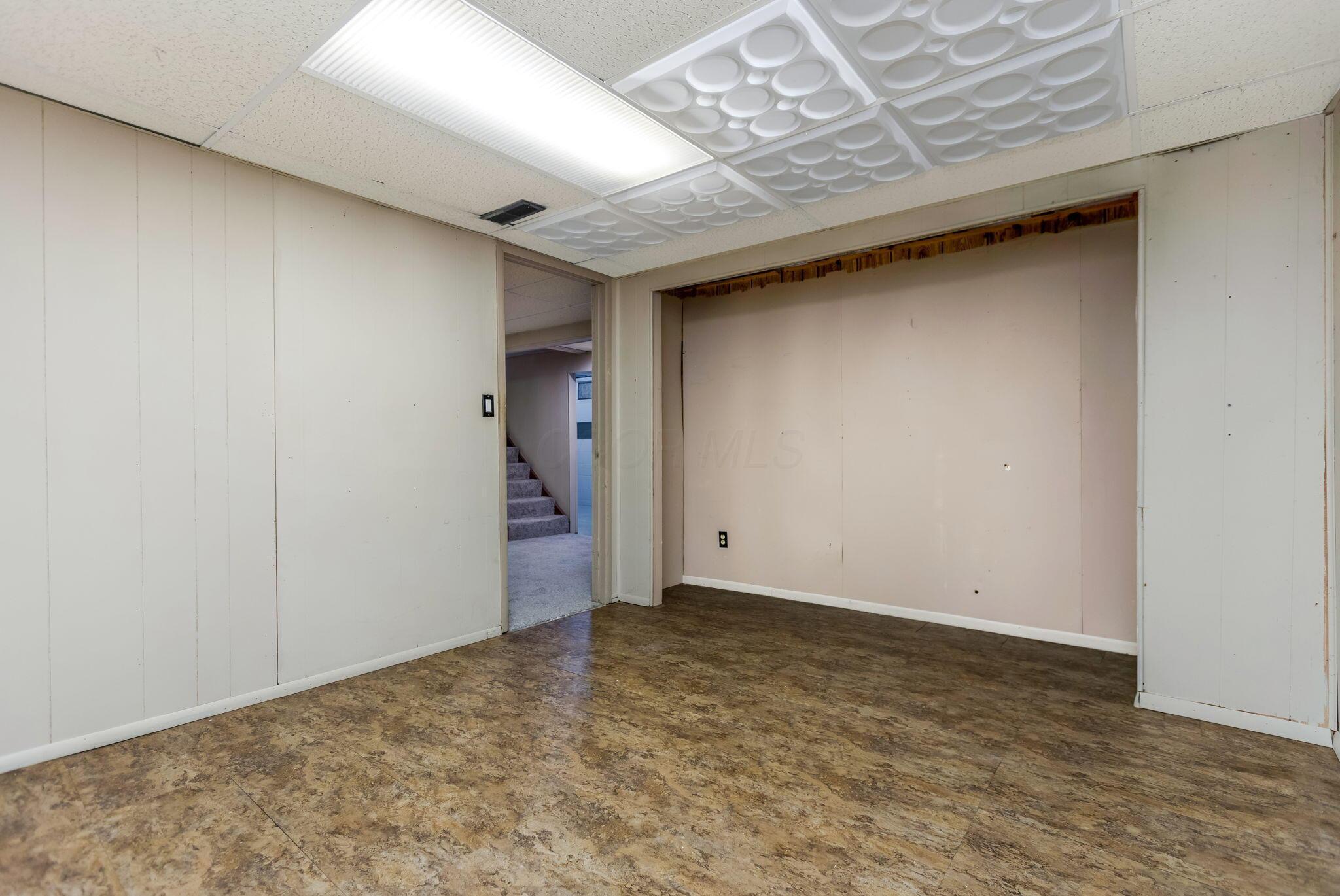 6076 Batavia Road Westerville, OH 43081 - Photo 34 of 39 Gallery Image 34