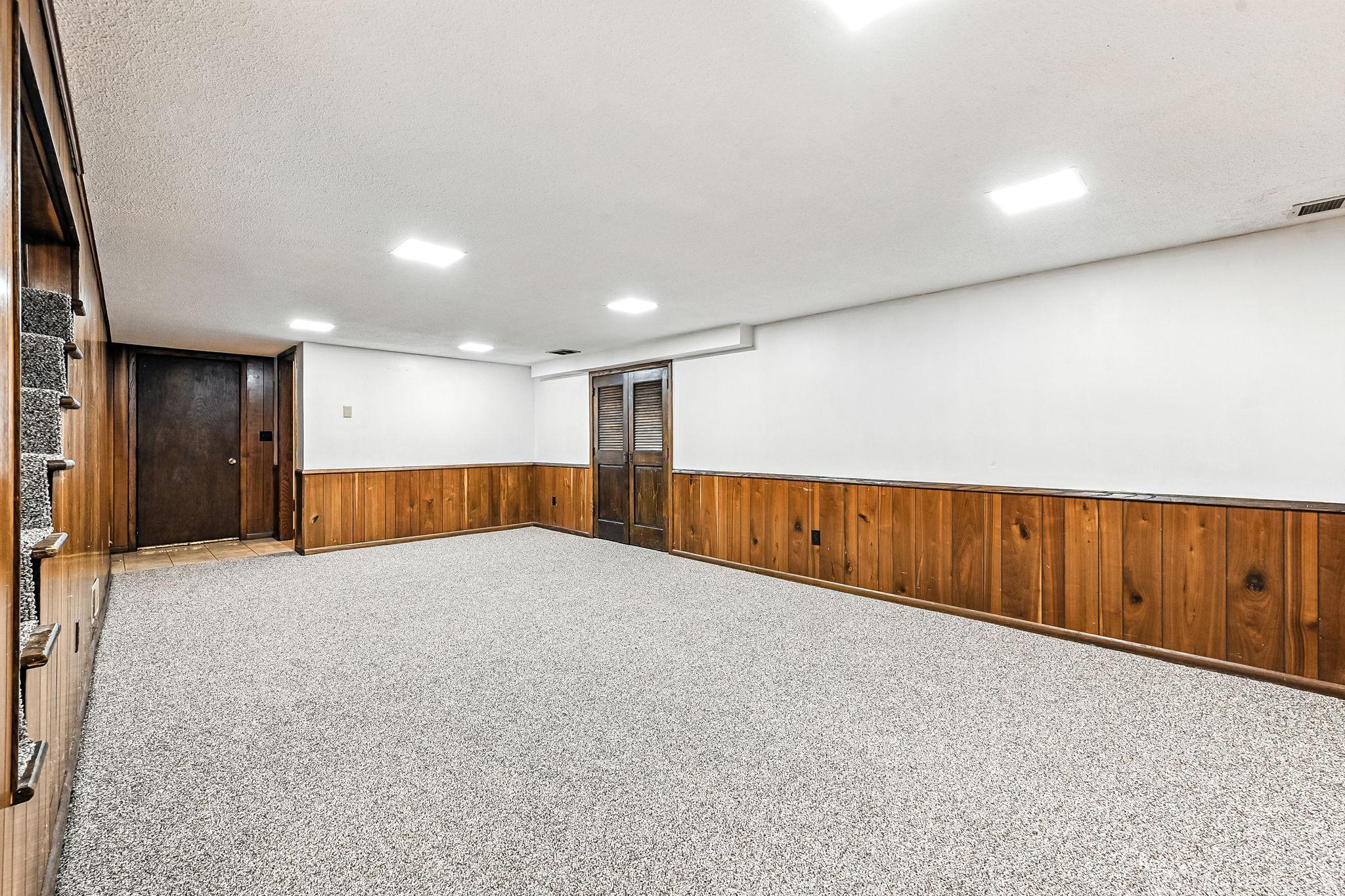 11309 Goodrich Road Bloomington, MN 55437 - Photo 30 of 50 Gallery Image 30