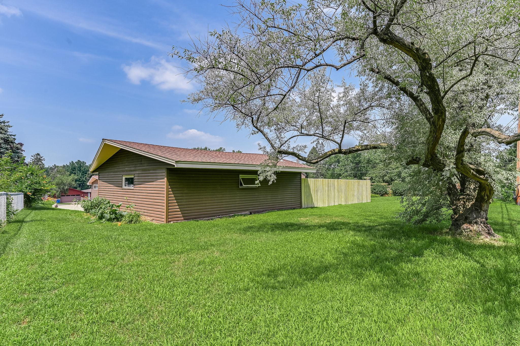 11309 Goodrich Road Bloomington, MN 55437 - Photo 45 of 50 Gallery Image 45