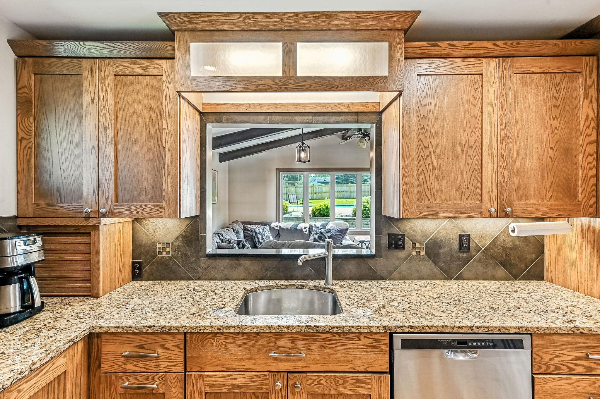 11309 Goodrich Road Bloomington, MN 55437 - Photo 7 of 50 Gallery Image 7