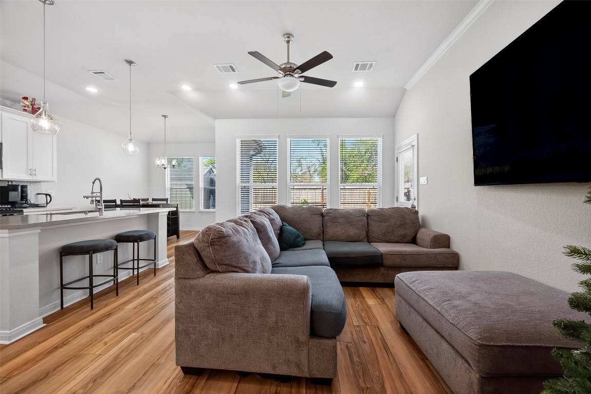 5121 Firnat Street Houston, TX 77016 - Photo 16 of 31