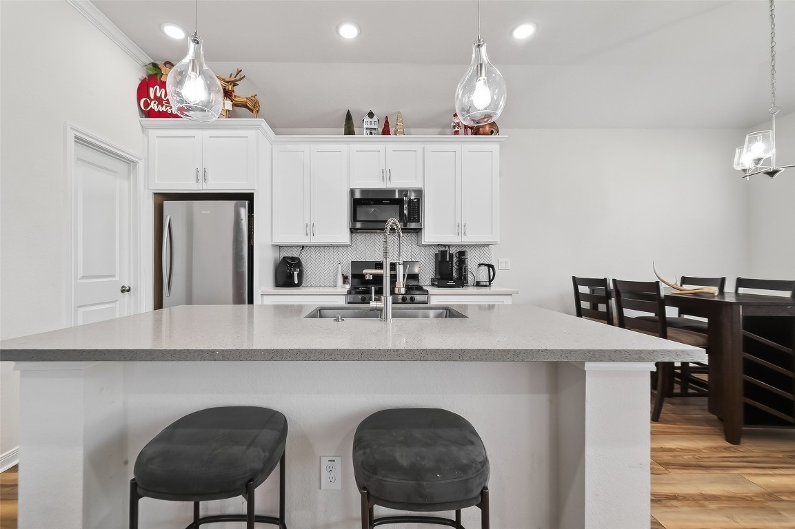 5121 Firnat Street Houston, TX 77016 - Photo 5 of 31