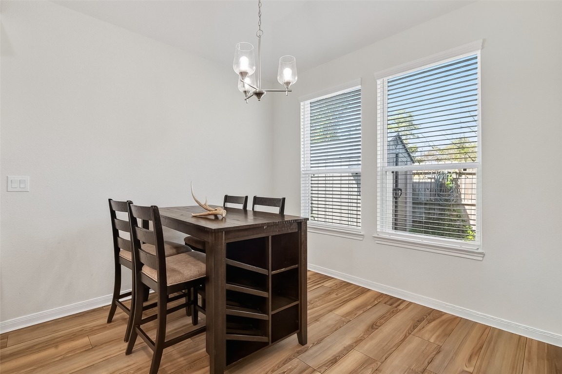 5121 Firnat Street Houston, TX 77016 - Photo 7 of 31