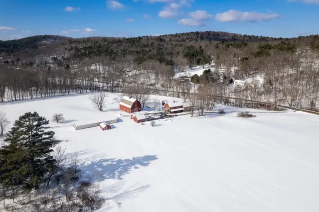 $949,000 | 1970 East Hubbardton Road, Castleton, VT 05735