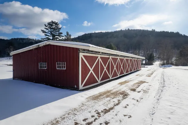 $949,000 | 1970 East Hubbardton Road, Castleton, VT 05735