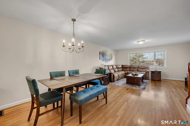 $329,900 | 330 Crystal Avenue, Unit 3, New London, CT 06320