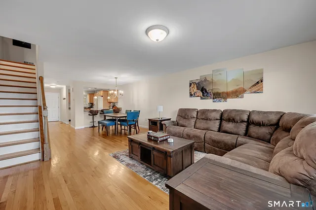 $329,900 | 330 Crystal Avenue, Unit 3, New London, CT 06320