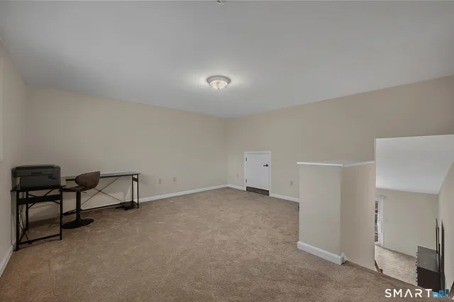 $329,900 | 330 Crystal Avenue, Unit 3, New London, CT 06320