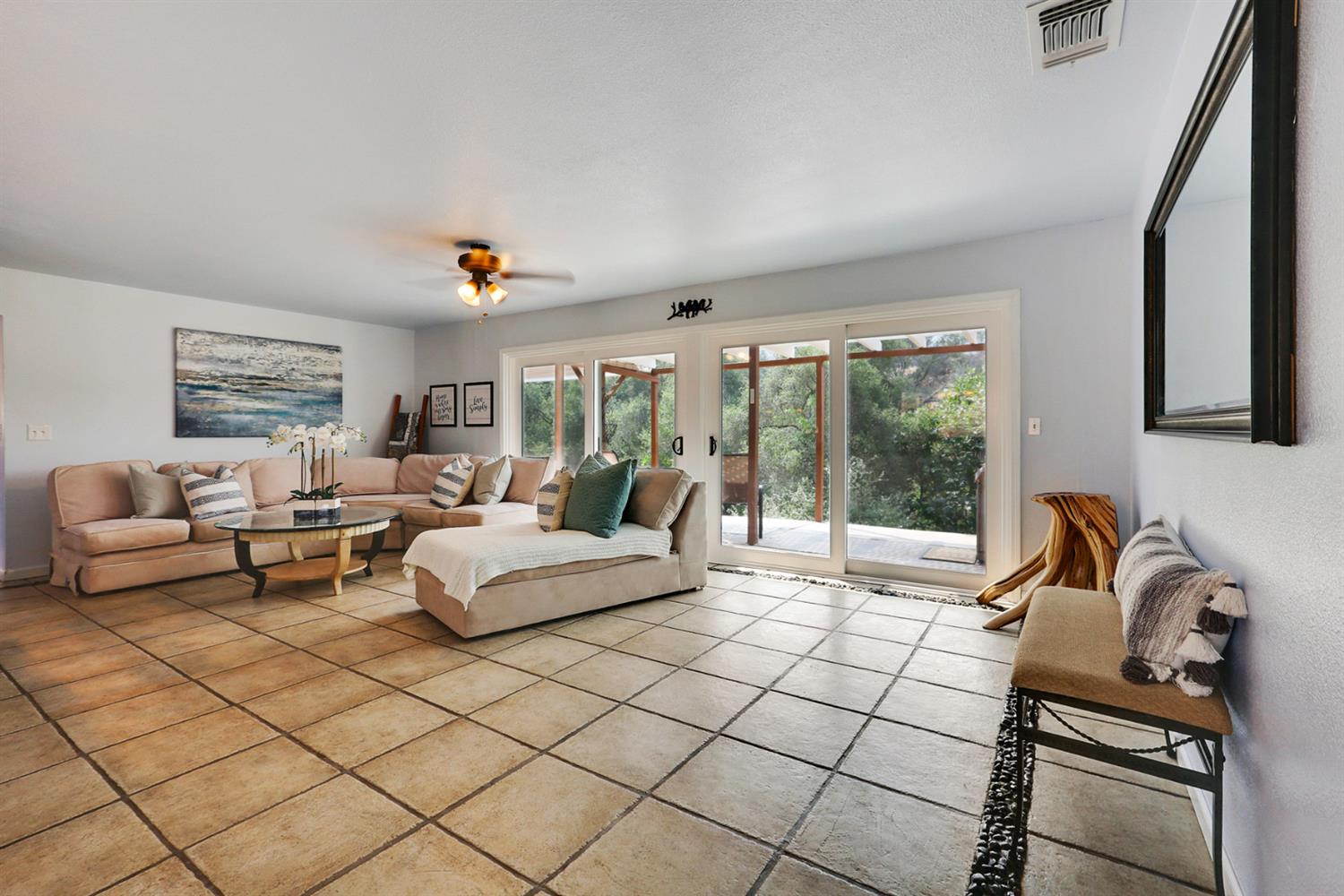 35548 Hummingbird Lane Squaw Valley, CA 93675 - Photo 3 of 18