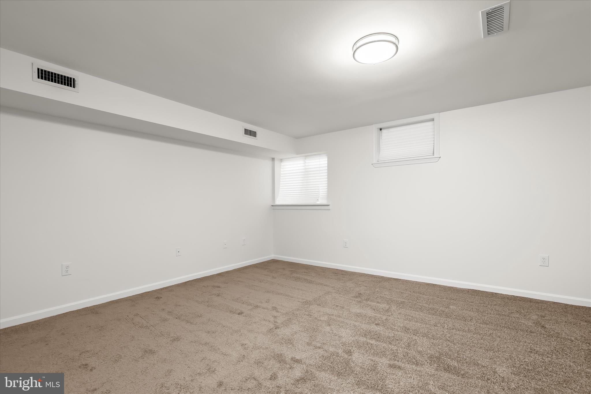 508 Greencrest Lane Odenton, MD 21113 - Photo 35 of 46 an empty room with a window