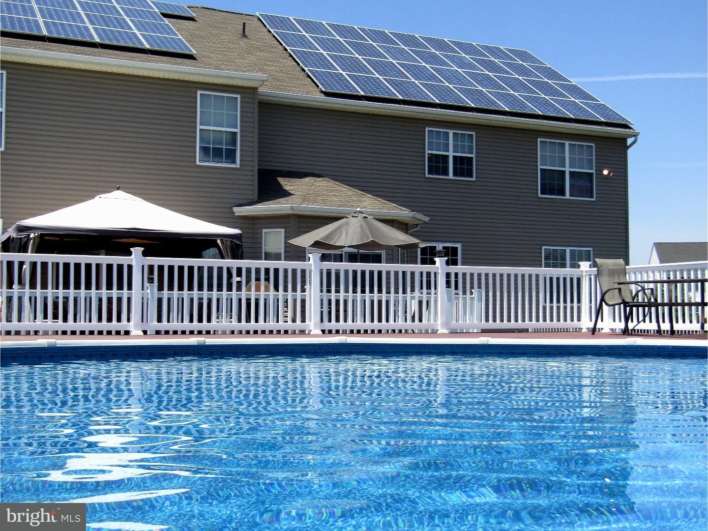 712 Farmhouse Road Mickleton, NJ 08056 - Photo 2 of 22 Pool