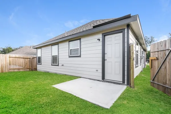 $1,655 | 13573 White Ibis Street, Splendora, TX 77372