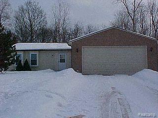 1733 Henbert Road West Bloomfield, MI 48324 - Photo 1 of 1 PROPERTY PHOTO