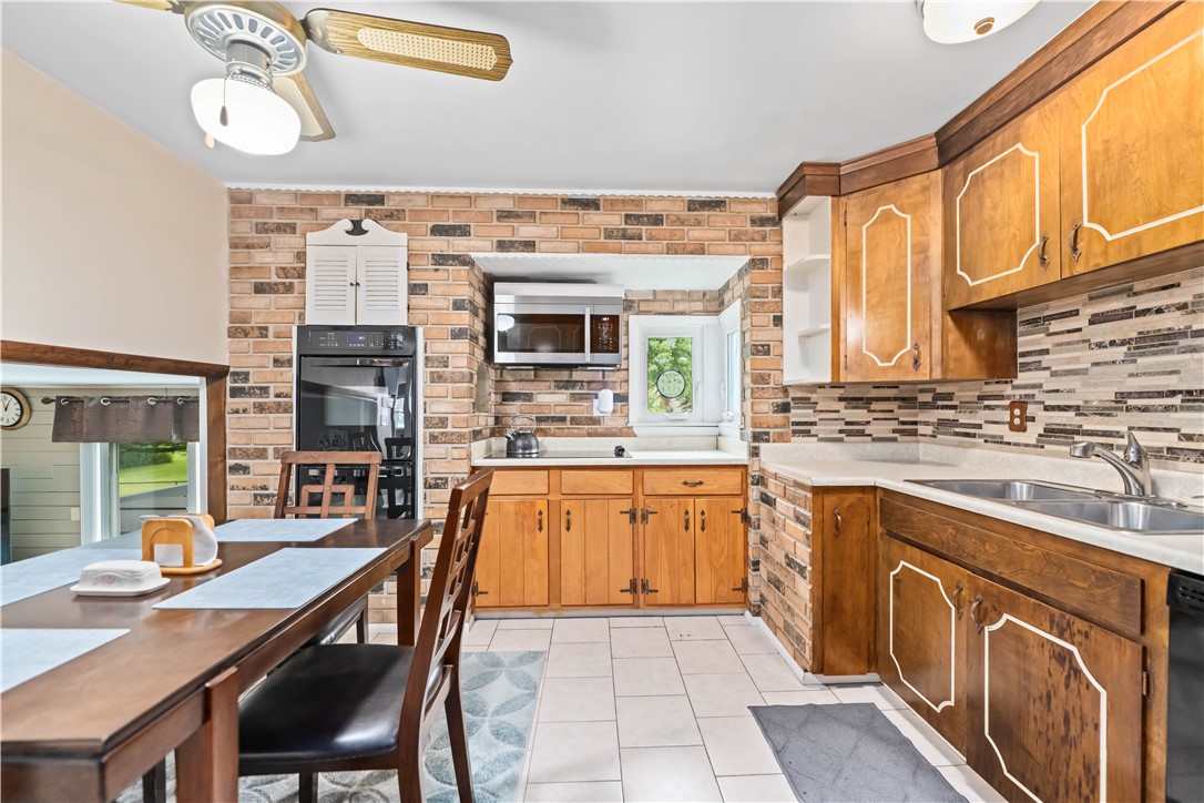 706 Paul Road Chili, NY 14624 - Photo 11 of 40