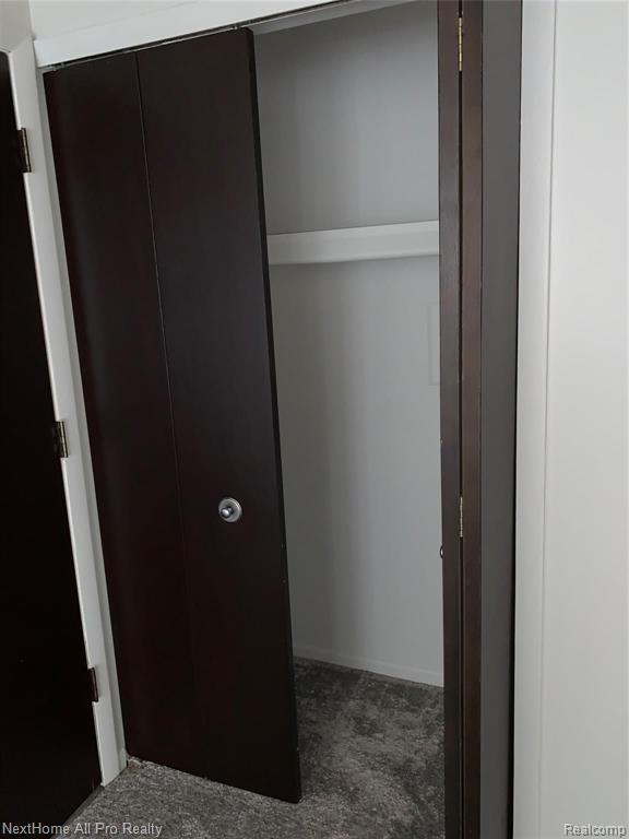 1252 East West Maple Road, Unit 5 Walled Lake, MI 48390 - Photo 3 of 19