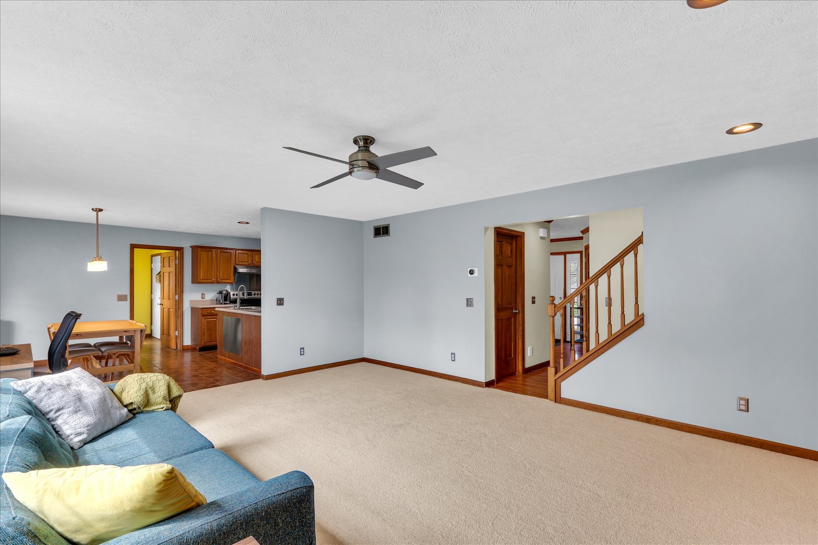 2807 Willow Bend Road Champaign, IL 61822 - Photo 17 of 46