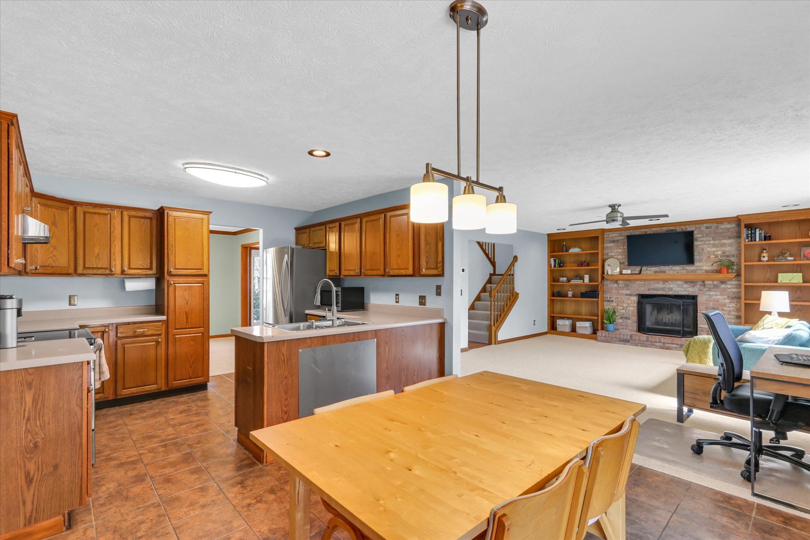 2807 Willow Bend Road Champaign, IL 61822 - Photo 20 of 46
