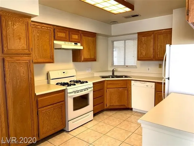 $439,000 | 6632 Coastal Breeze Court, Las Vegas, NV 89108