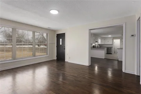 $269,950 | 1219 Northeast 88th Street, Kansas City, MO 64155