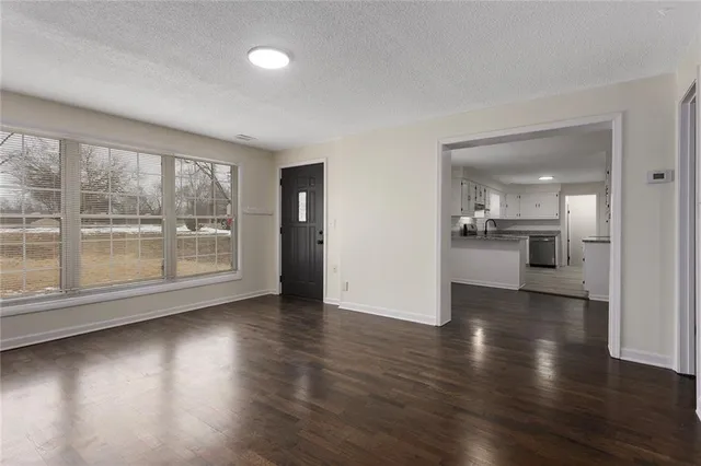 $269,950 | 1219 Northeast 88th Street, Kansas City, MO 64155