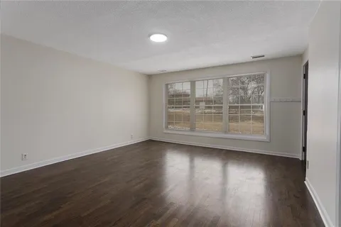 $269,950 | 1219 Northeast 88th Street, Kansas City, MO 64155