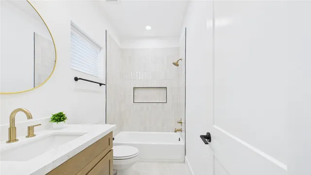 $674,900 | 5410 A Nolda Street, Houston, TX 77007