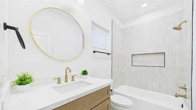 $674,900 | 5410 A Nolda Street, Houston, TX 77007