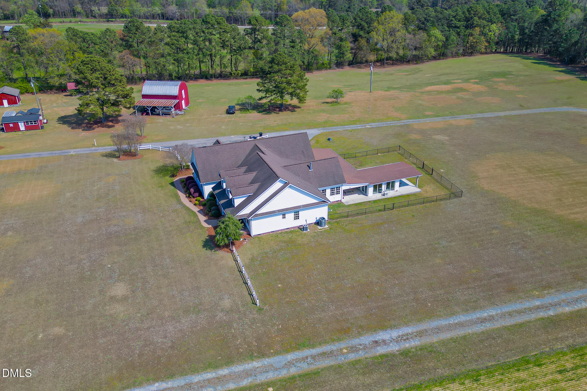 179 Rosser Pittman Road Broadway, NC 27505 - Photo 46 of 48 179 Rosser Pittman Road-55