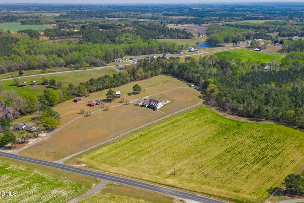 $825,000 | 179 Rosser Pittman Road, Broadway, NC 27505