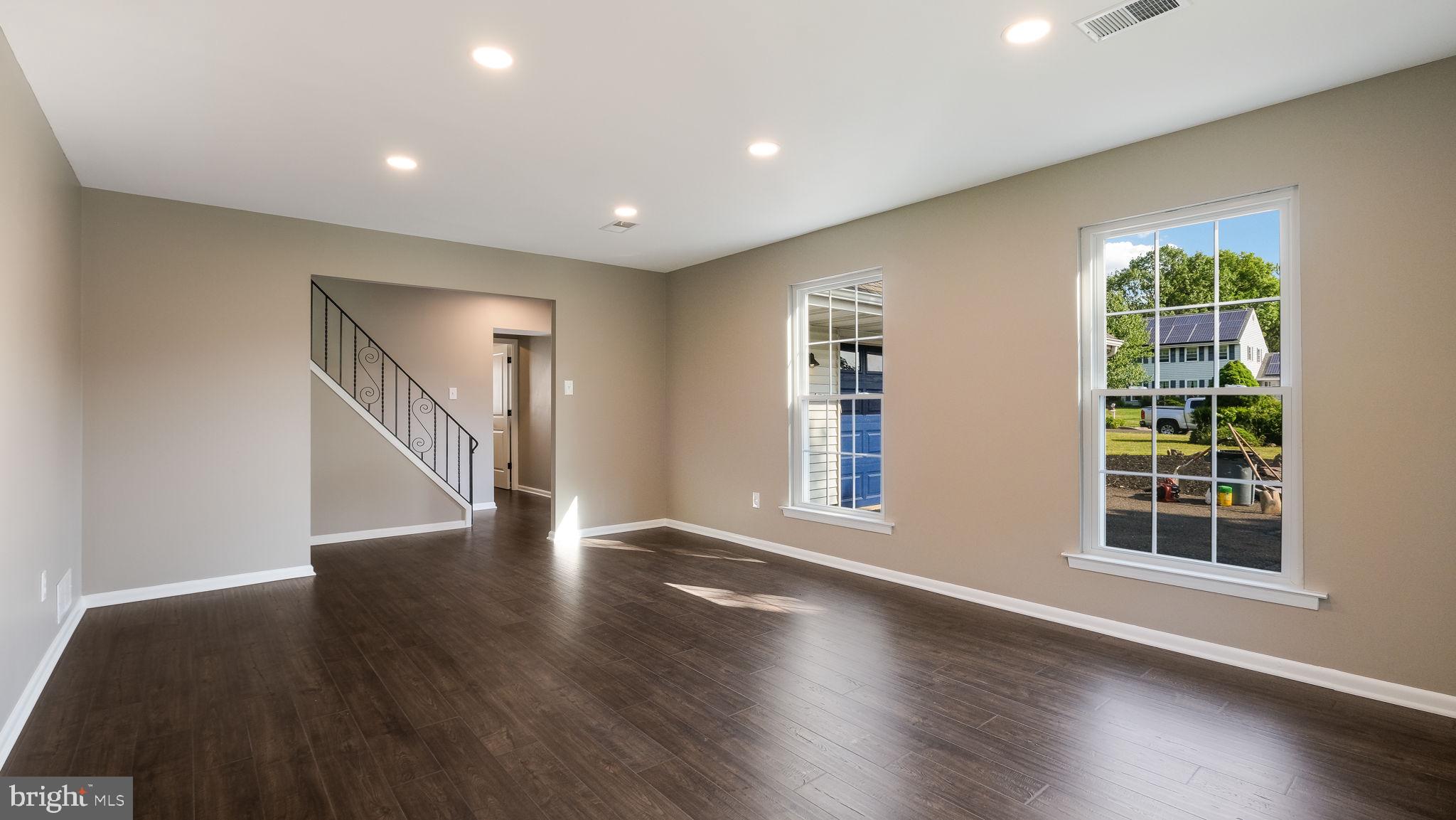 563 Coach Road Horsham, PA 19044 - Photo 11 of 45 Gallery Image 11