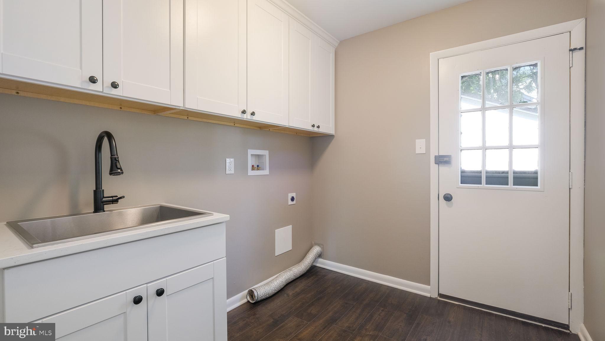563 Coach Road Horsham, PA 19044 - Photo 27 of 45 1ST FLOOR LAUNDRY ROOM