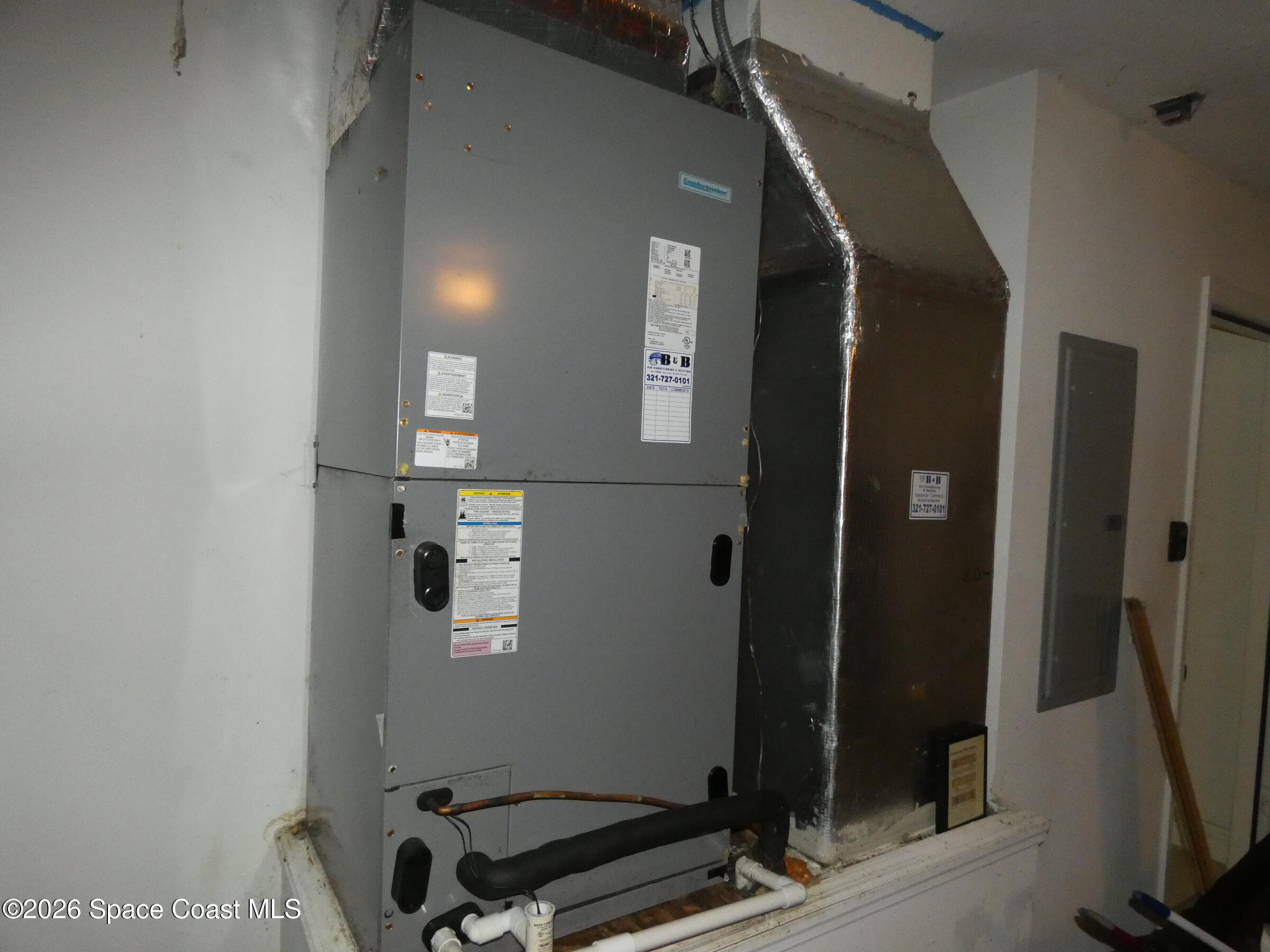 3195 Legendary Lane Melbourne, FL 32935 - Photo 23 of 25 a bathroom with a sink and a mirror