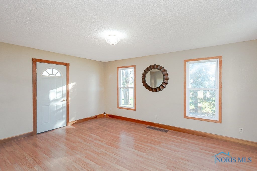 7650 Dutch Road Waterville, OH 43566 - Photo 4 of 47 Gallery Image 4
