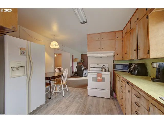 $325,000 | 6867 North Hudson Street, Portland, OR 97203