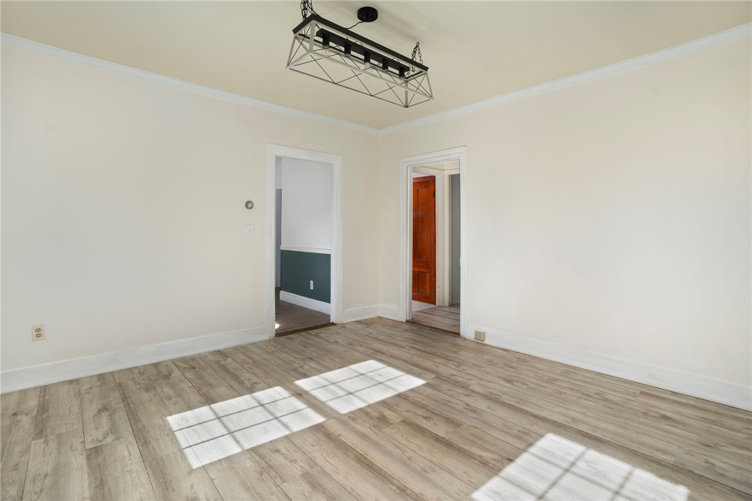 32 Brookdale Avenue Cranston, RI 02921 - Photo 18 of 46