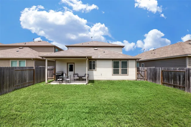$2,600 | 4711 Windmill Run Drive, Houston, TX 77069