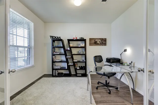 $2,600 | 4711 Windmill Run Drive, Houston, TX 77069