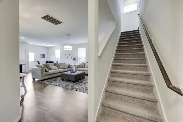 $2,600 | 4711 Windmill Run Drive, Houston, TX 77069