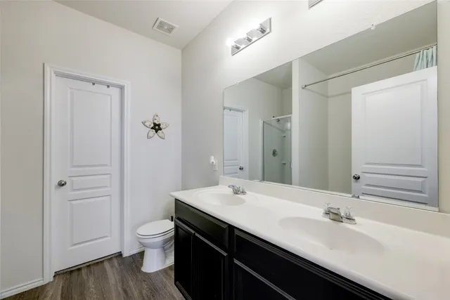 $2,600 | 4711 Windmill Run Drive, Houston, TX 77069