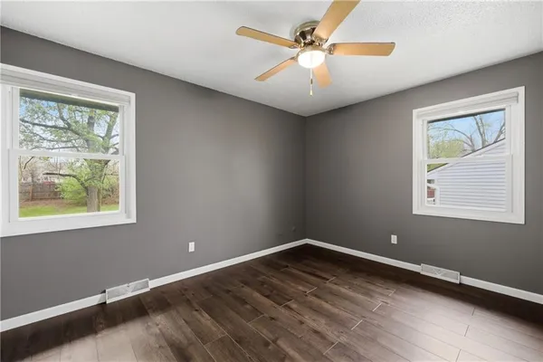 $205,000 | 6202 East 140th Terrace, Grandview, MO 64030