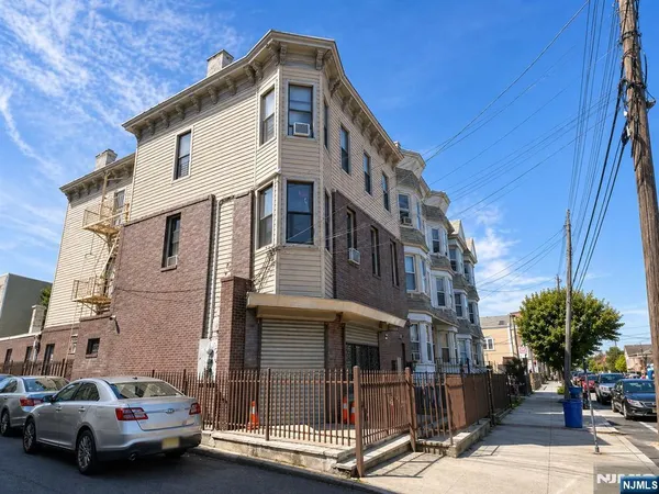 $1,650 | 840 Mt Prospect Avenue, Unit 1, Newark, NJ 07104