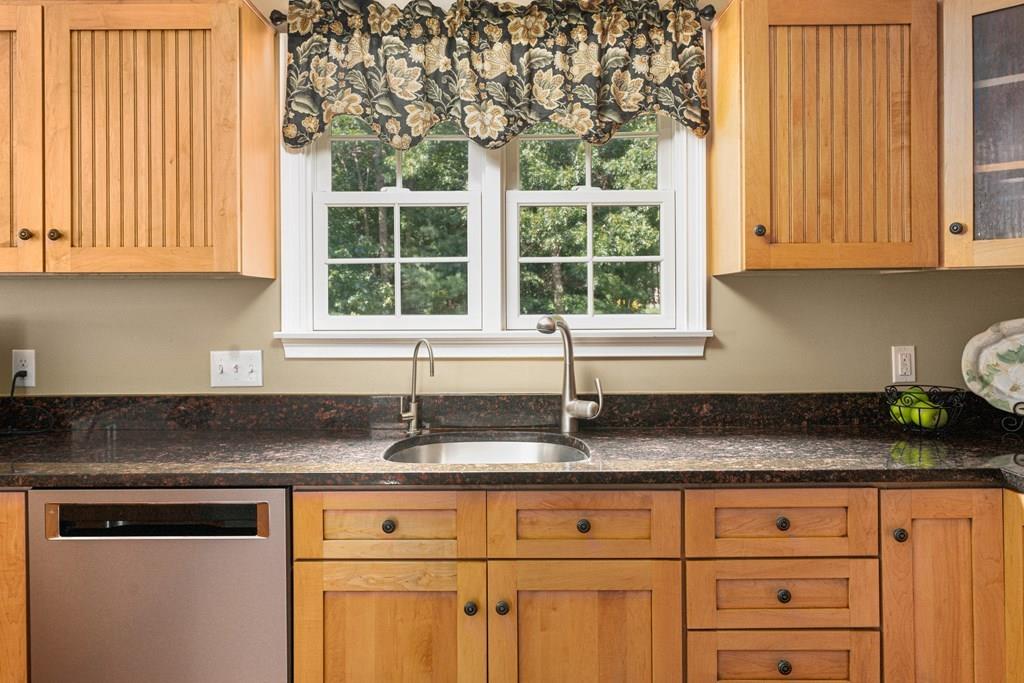 50 Round Farm Road Rehoboth, MA 02769 - Photo 7 of 42 Gallery Image 7