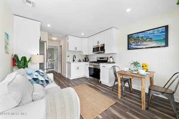 $1,900 | 101 Shore Boulevard, Unit 3, Keansburg, NJ 07734